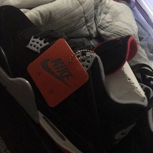 Air Jordan 4 retro